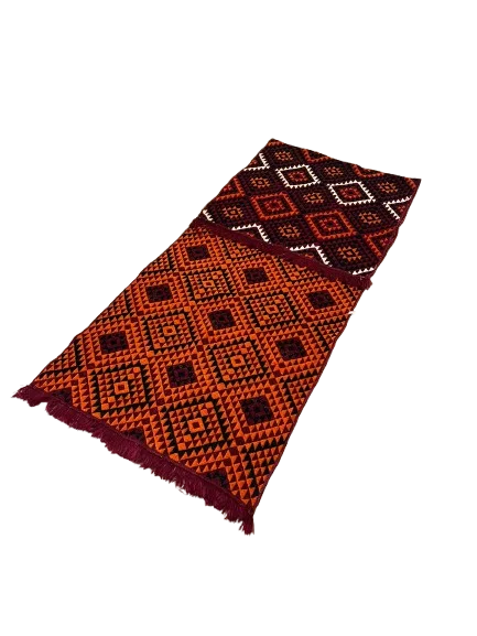 بساط شانيل تراثي سدو أحمر وجهين 3×1م