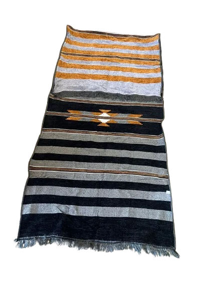 بساط شانيل تراثي سدو أحمر وجهين 3×1م