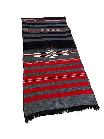 بساط شانيل تراثي سدو أحمر وجهين 3×1م